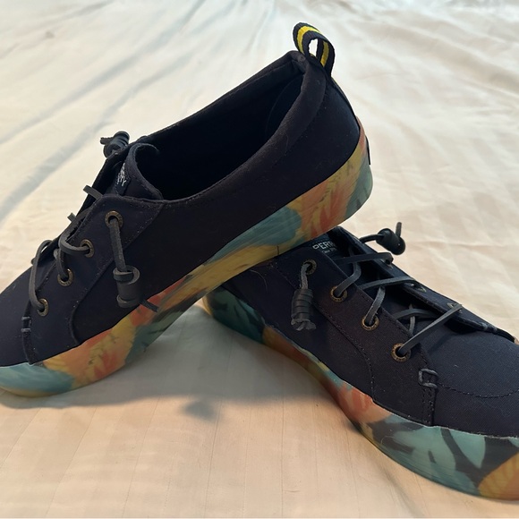 Sperry Women's Crest Vibe Floral Coral/Navy Platform Sneakers Size 8.5 - Picture 4 of 7